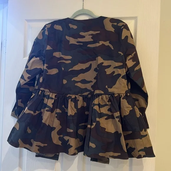 Camouflage Large Elizabeth Wilson Jacket - Picture 3 of 3